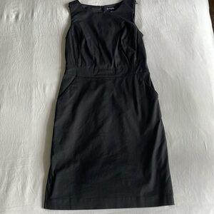Banana Republic Stretch Pocket Dress - Size 2